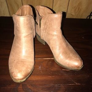 Ankle booties